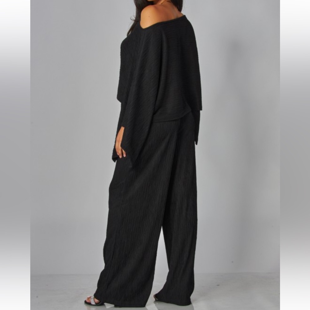 ShopEvelynne Black Off-Shoulder Wide-Leg Jumpsuit - Picture 2 of 3